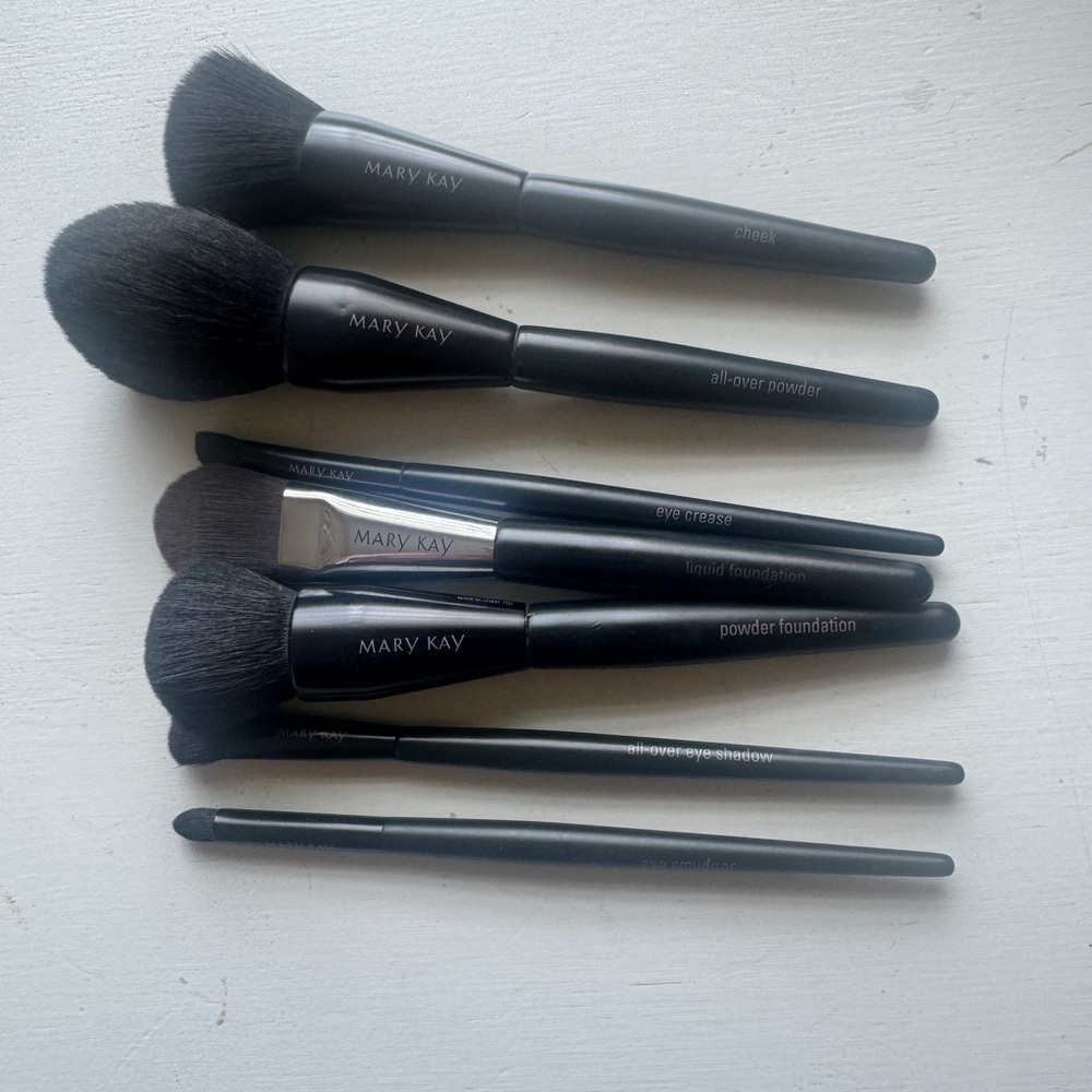 Mary Kay Brush Collection